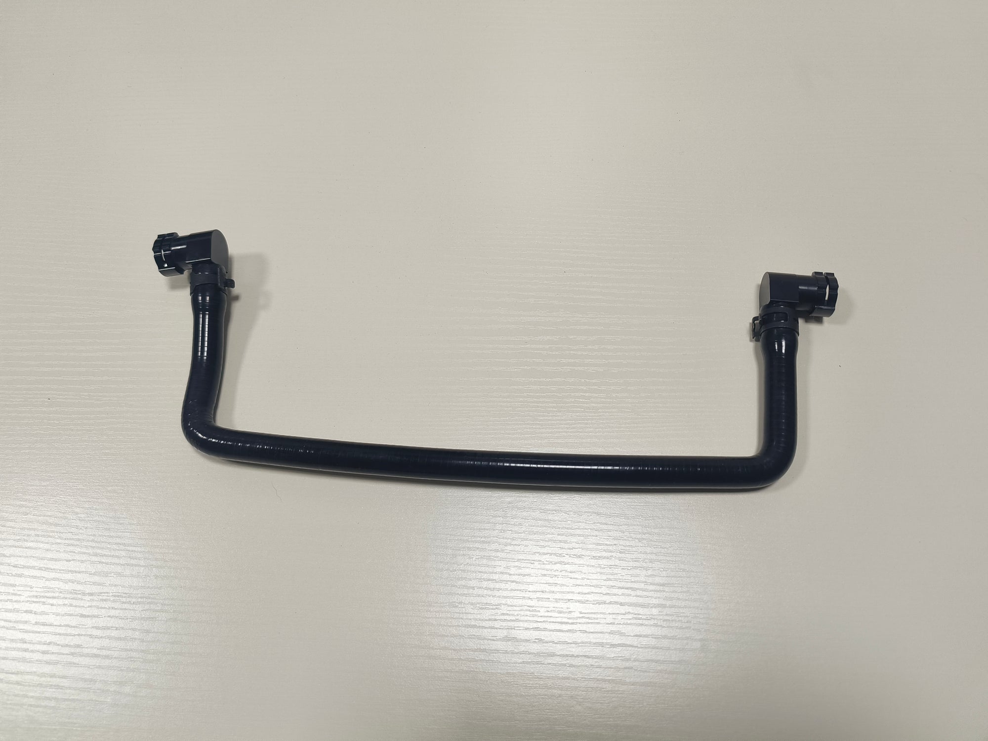17128616555  - Pipe, cylinder head