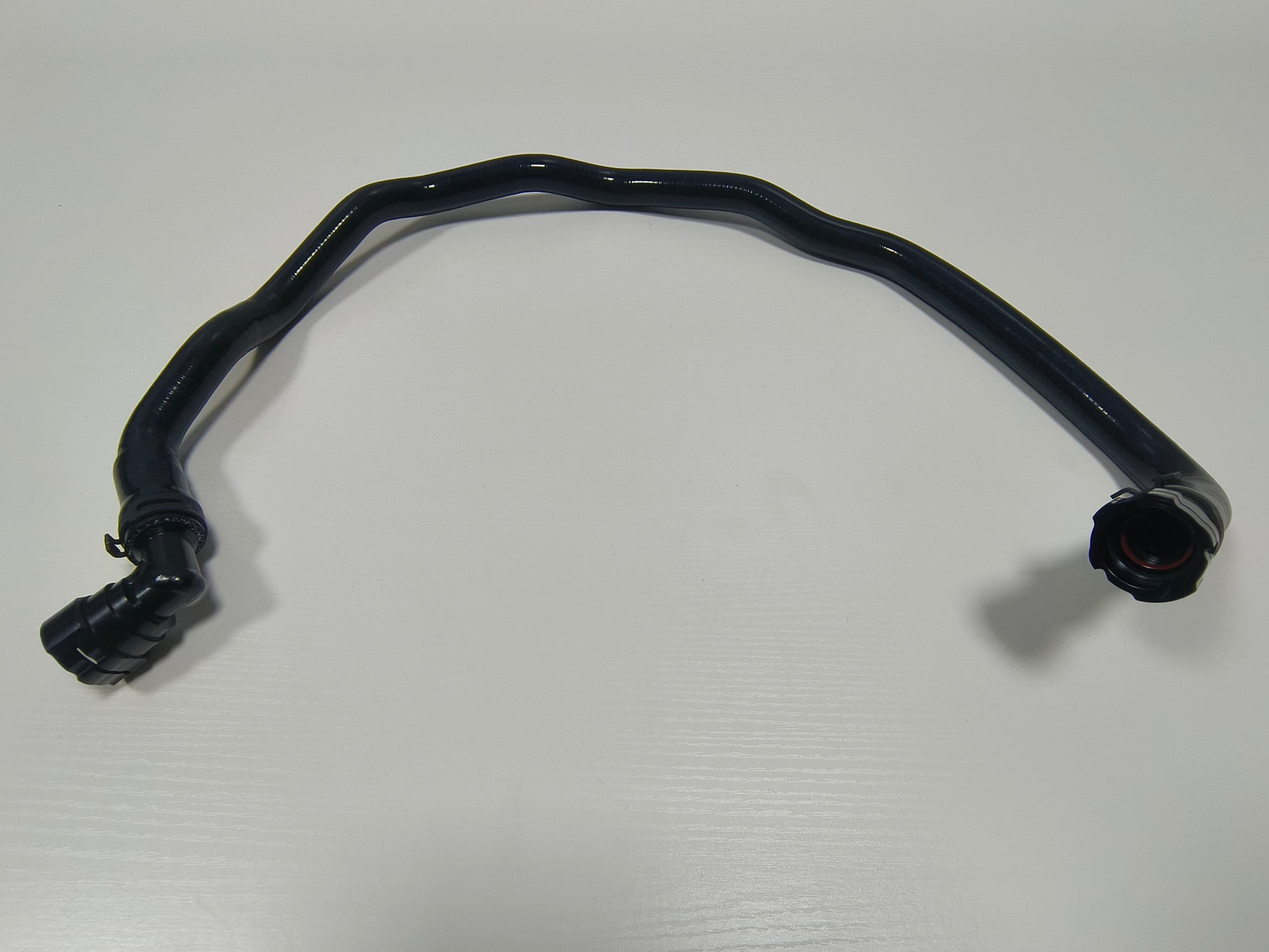 64219178427 - Heater core hose 1